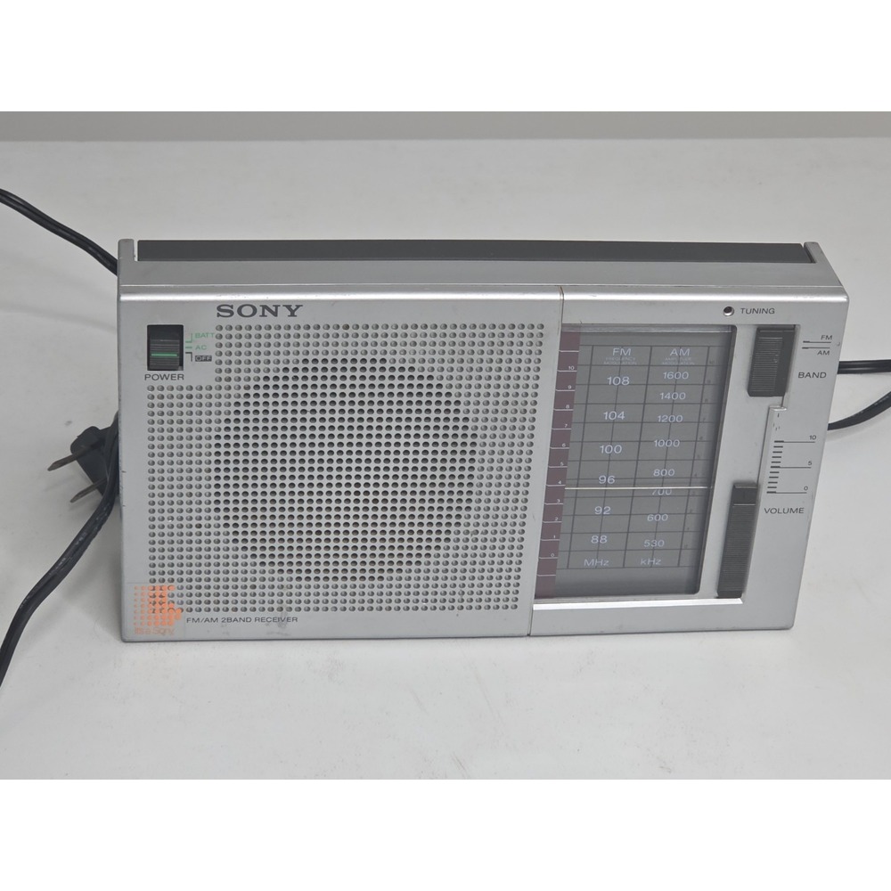 Sony ICF-710W FM/AM 2 Band Receiver Radio Portable Tested Working Vinatge